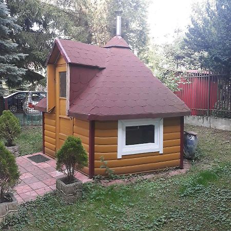Maxim Pokoje Goscinne Iwonicz-Zdrój Dış mekan fotoğraf