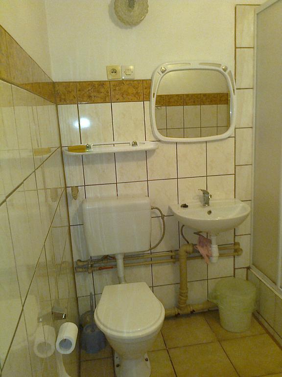 Maxim Pokoje Goscinne Iwonicz-Zdrój Dış mekan fotoğraf